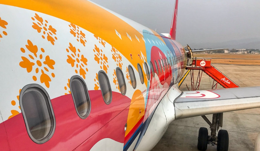 Таиланд возобновляет рейсы между туристическими провинциями