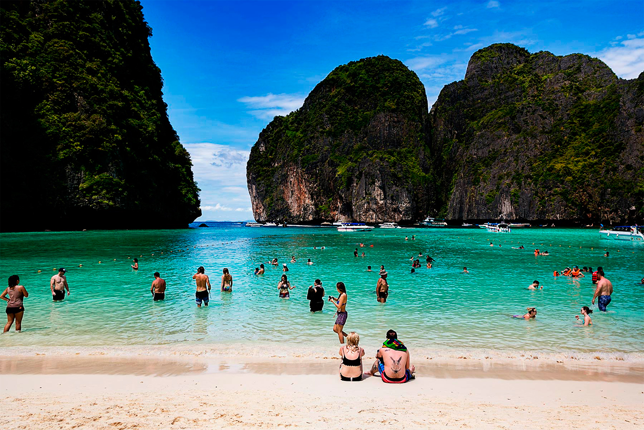 Майя Бэй на Пхи Пхи занимает 11-е место в списке самых красивых пляжей Земли