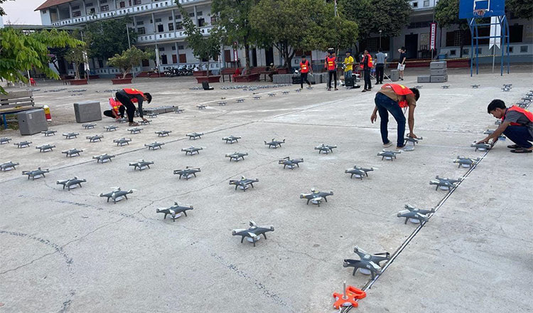 Власти Сиемреапа представили впечатляющую демонстрацию дронов для празднования Нового года