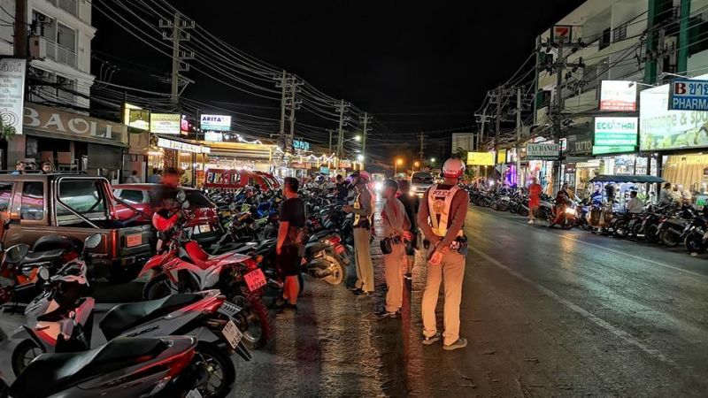 Полиция Патонга начнет жестче контролировать прокат мотоциклов