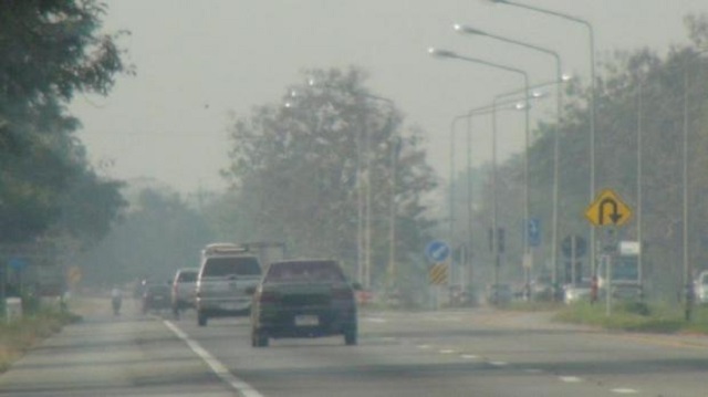 Из-за смога на севере заболели тысячи людей