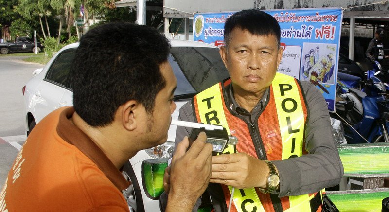 Что грозит за вождение в пьяном виде в Таиланде?
