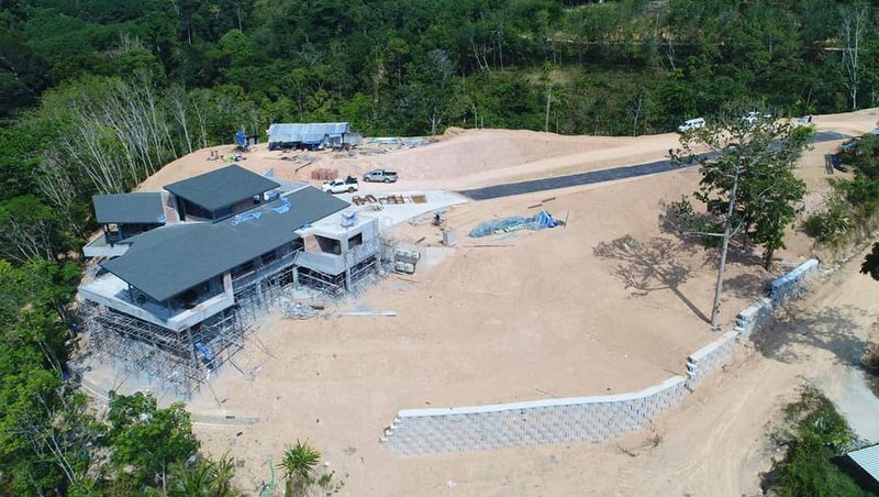 В холмах над озером Банг-Вад обнаружили нелегально строящийся особняк