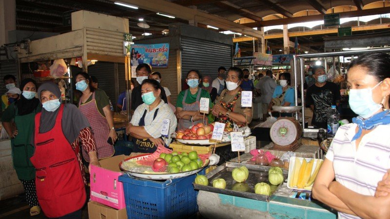 Официальные лица временно закрыли один из продуктовых рынков Пхукет-Тауна