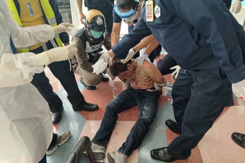 В аэропорту Бангкока задержали прорвавшегося на перрон нарушителя