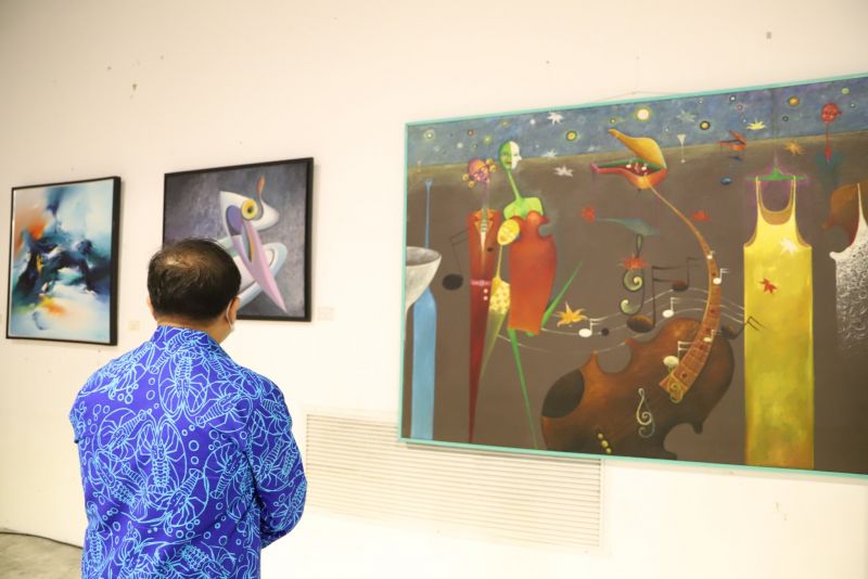 В торгово-развлекательном комплексе Central Phuket Floresta открылась выставка «Следуй за матерью»