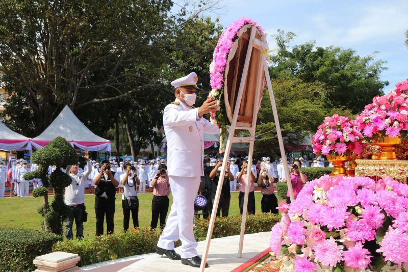 На Пхукете прошли торжественные мероприятия, приуроченные ко Дню Короля Чулалонгкорна