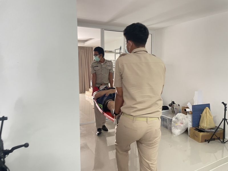 Двое мужчин были госпитализированы 30 октября в Чалонге с травмами