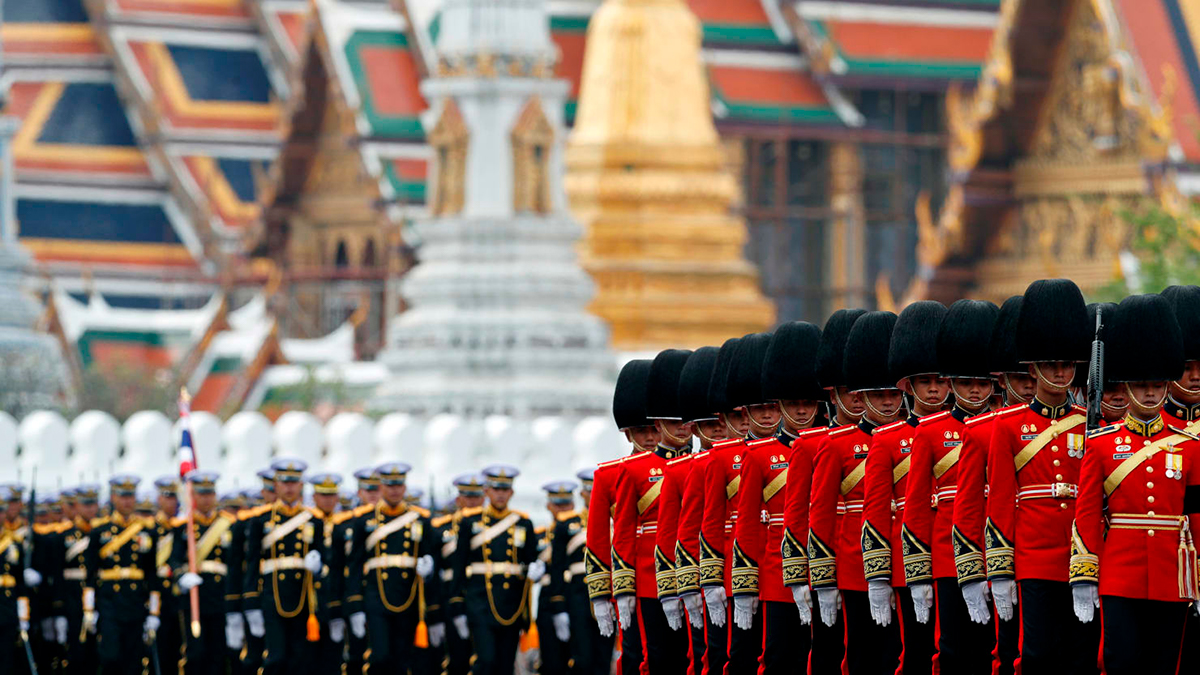 Армия Таиланда чтит память Короля Рамы IX