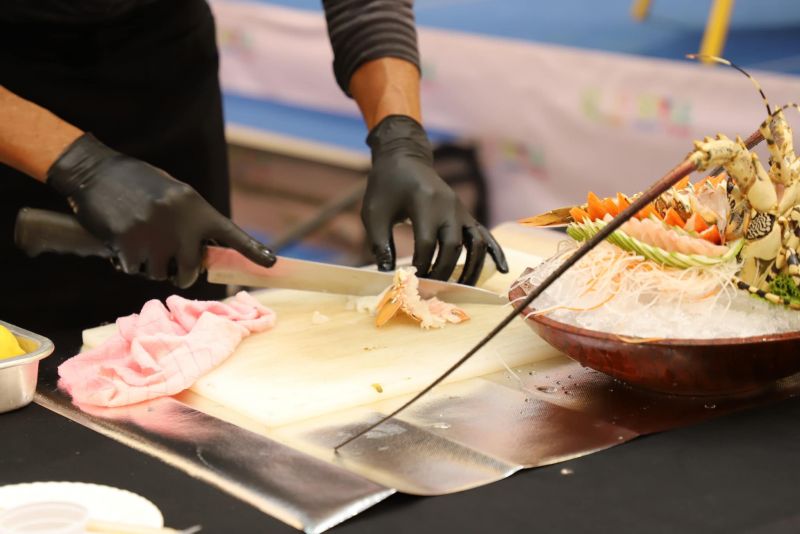 Муниципалитеты Чалонга и Раваи анонсировали локальный фестиваль блюд из даров моря, запланированный на 1-3 мая