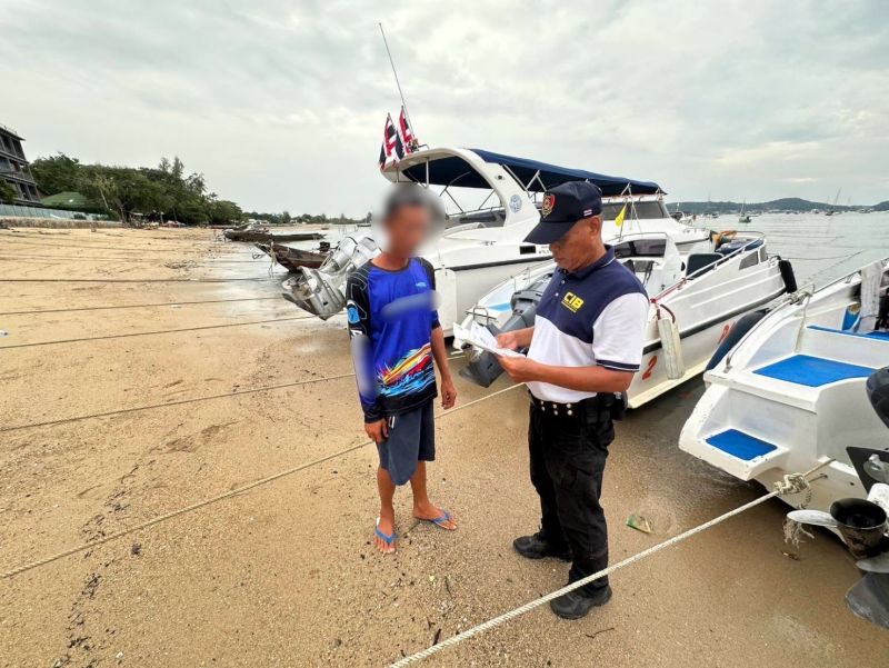 B Морская полиция выявила серию нарушений на спидботах в Чалонге и Рассаде
