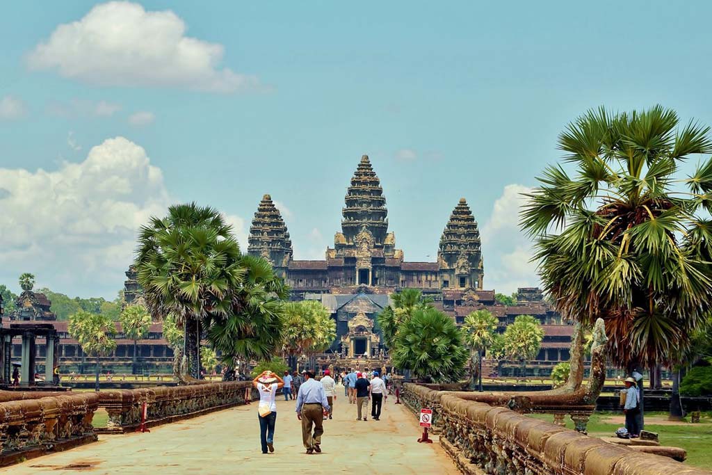 Правительство Камбоджи призывает туристов не отменять свои поездки