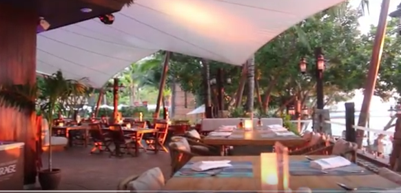 Coast Beach Bar & Grill at Centara Grand Mirage Beach Resort Pattaya