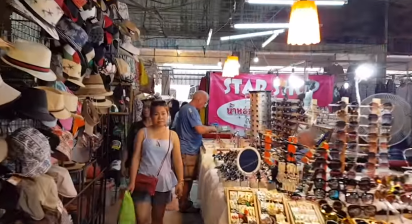 Рынок где одеваются фаранги Паттайя Grand Hall Market 2019 Pattaya Thailand