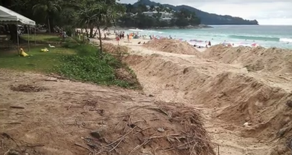 Two new Thailand virus cases! Surin Beach sea wall? Bomb blast injures 10! || Phuket