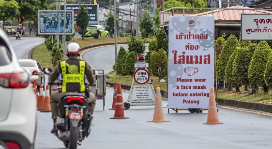 В Таиланде ослабили ограничения, открыв торговые центры и рестораны