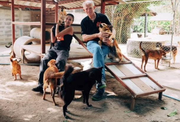 Heavy rains boost Phuket reservoirs! Soi Dog founder honoured! || Thailand News