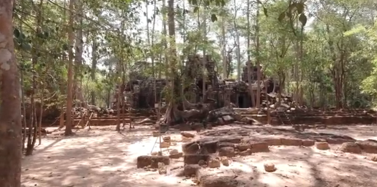 Та Ней - храм спрятанный в джунглях. Камбоджа. Ангкор. Экскурсия на диване.