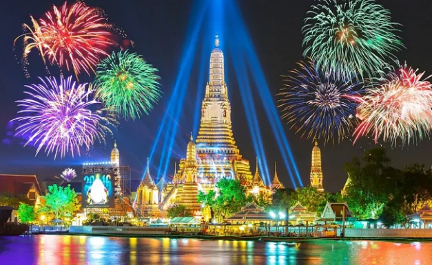Omicron COVID-19 не помеха: Таиланд готовится к запланированным новогодним праздникам