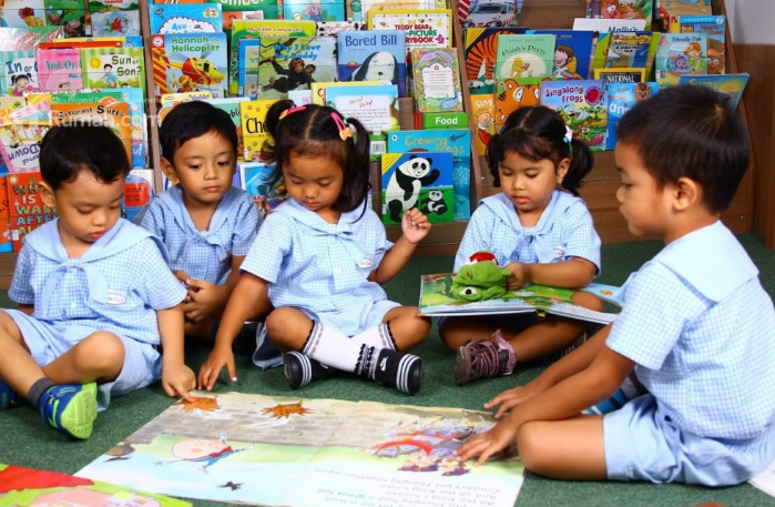 Русский дом в Пномпене передал гуманитарную помощь камбоджийскому детскому дому