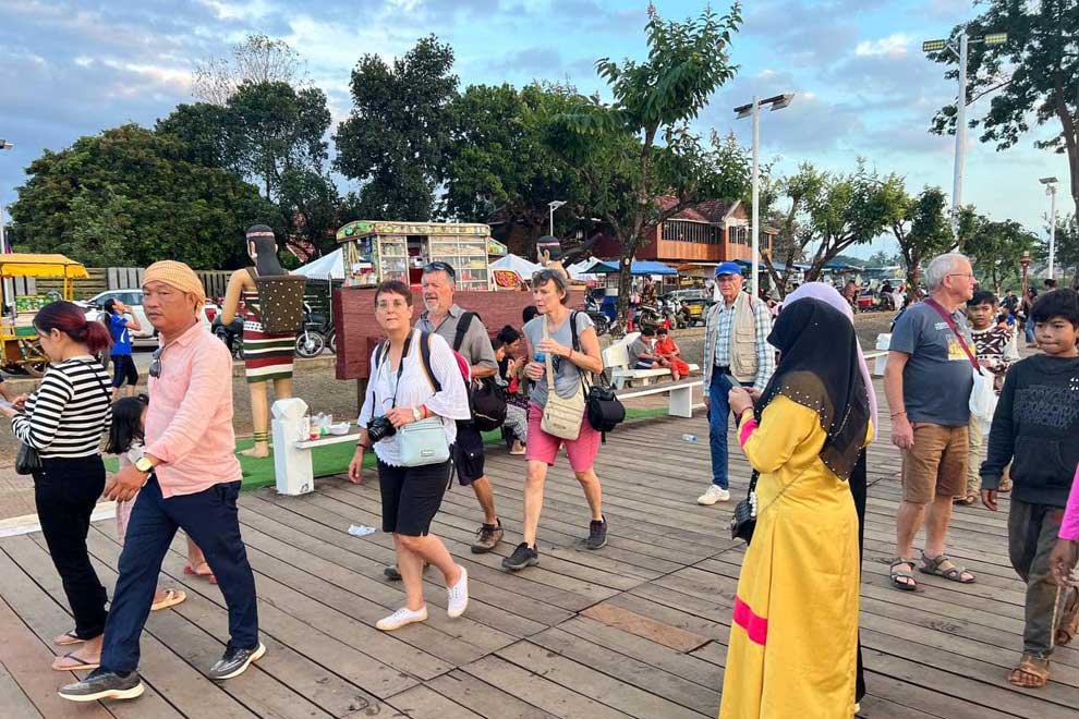 Число иностранных туристов стремительно растет
