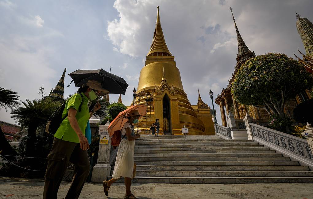 Власти Таиланда в ближайший год планируют отказаться от массового туризма