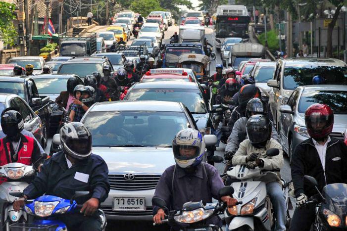 В декабре для Таиланда будет введена система удержания водительских прав