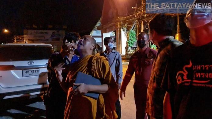 Монах спас человека от прыжка с телефонной башни Саттахипа