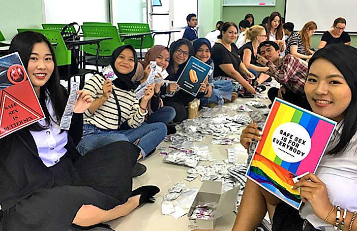 Тайские студенты поддержали программу безопасного секса