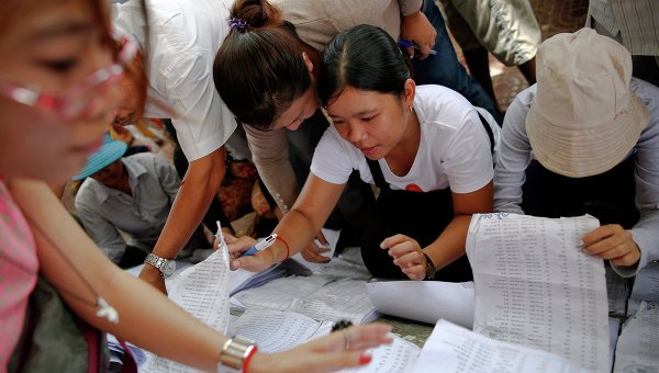 МИД КНР: Китай поддерживает всеобщие выборы в Камбодже и заранее поздравляет с их успешным проведением