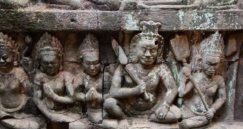 Ангкор Том — путеводитель по храмам Байон и Бапуон, террасам Слонов и Прокаженного короля в Камбодже | Angkor Thom