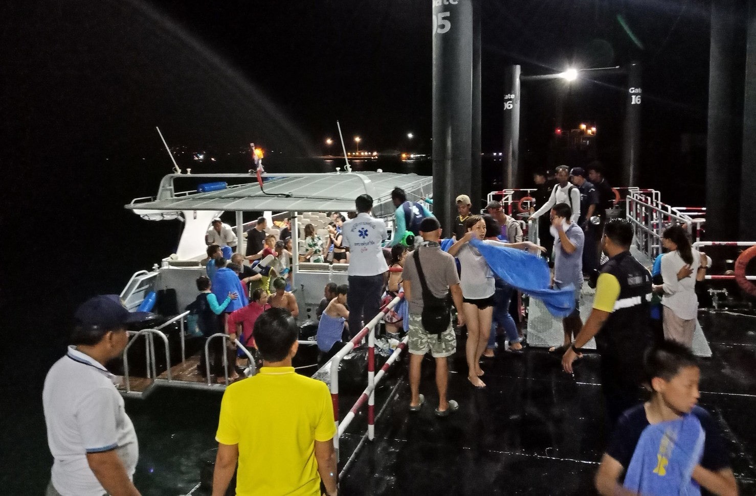 Затонувшую на Пхукете лодку, где погибли 47 туристов из Китая, выставили на аукцион