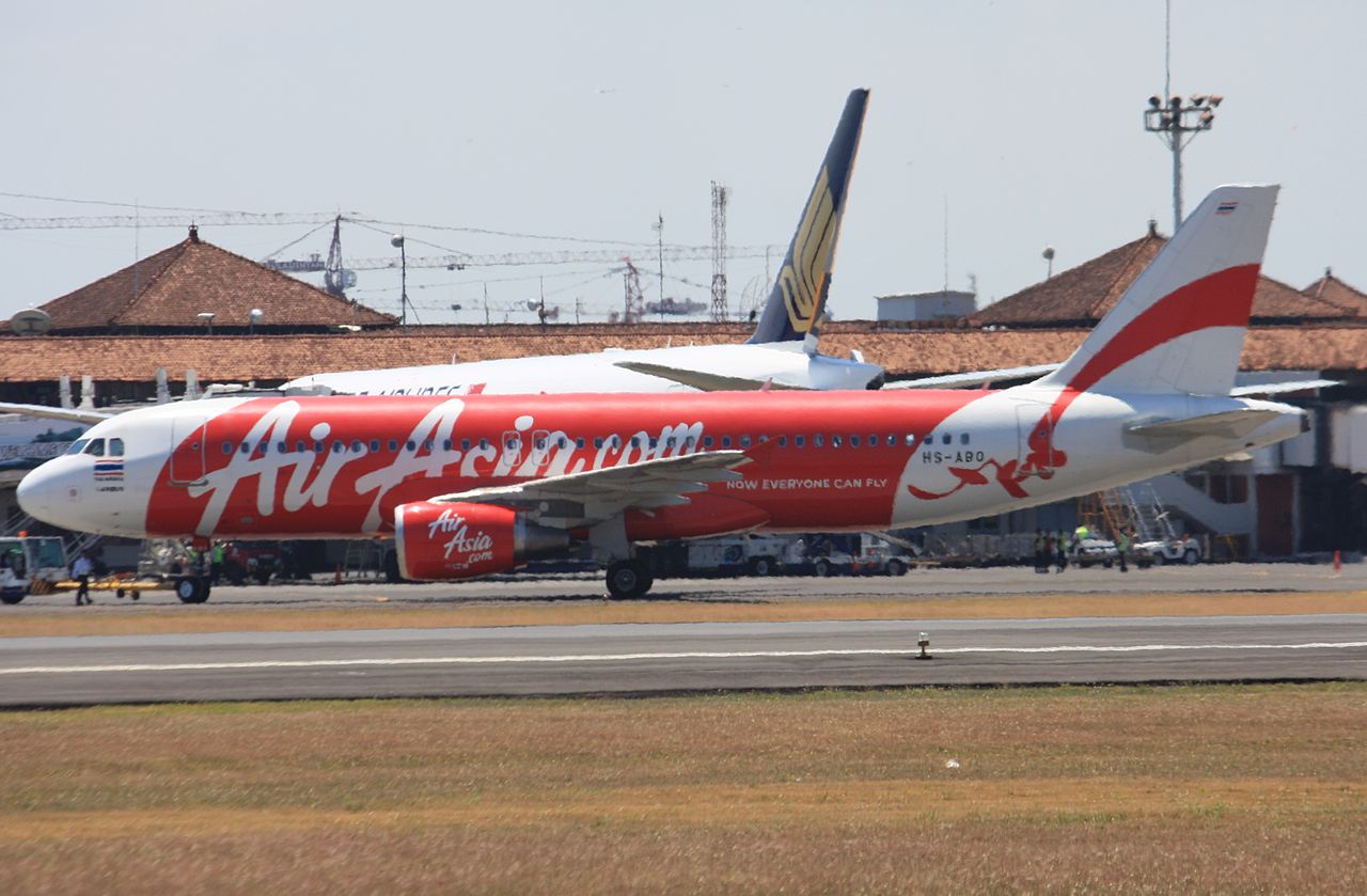 Thai AirAsia из-за спада турпотока терпит убытки