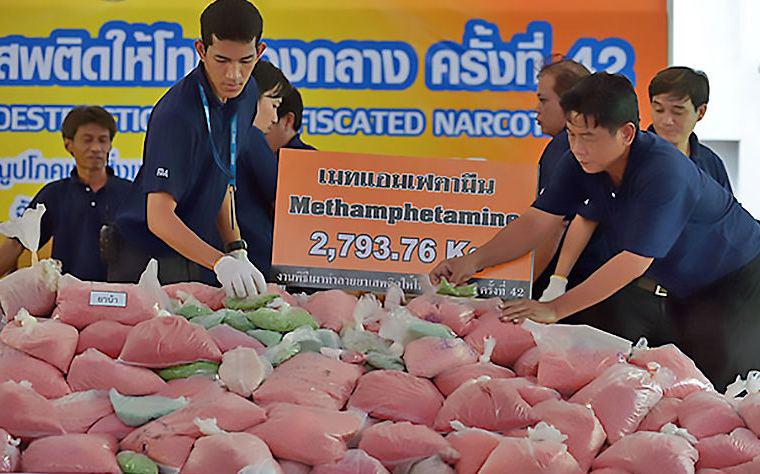 600 тысяч таблеток "радужной смерти" изъяли у наркокурьера в Таиланде