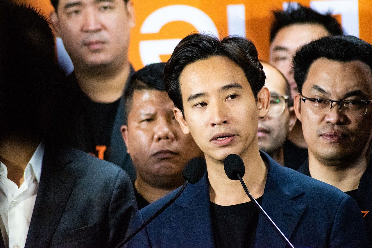 Новый кандидат на пост премьер-министра Таиланда опережает нынешнего