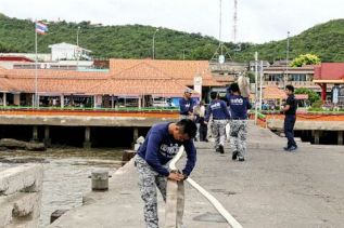 ВМФ Таиланда спасает Ко Лан от нехватки питьевой воды