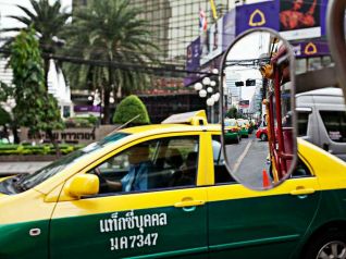 Таиланд запускает приложение "Taxi Ok", но таксистам совсем не ОК