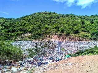 Паттайя потратит 95 миллионов на очистку острова Ко-Лан от мусора