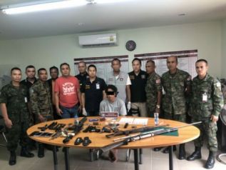 На Пхукете арестован хозяин гаража с оружием и наркотиками
