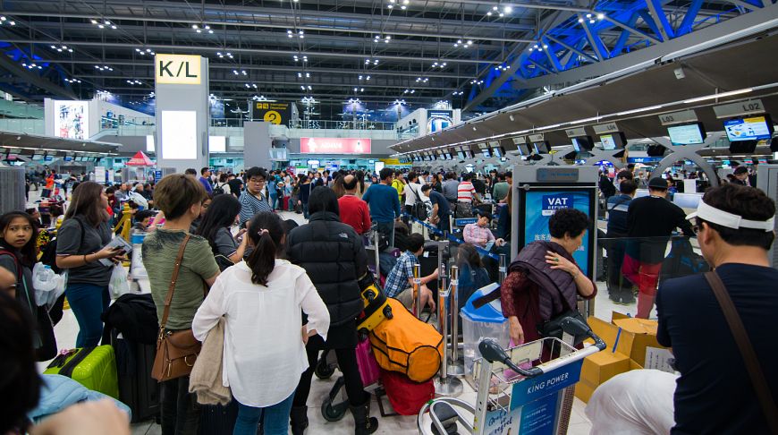 Иммиграционная служба призвала приезжать в аэропорты заранее в период Сонгкрана
