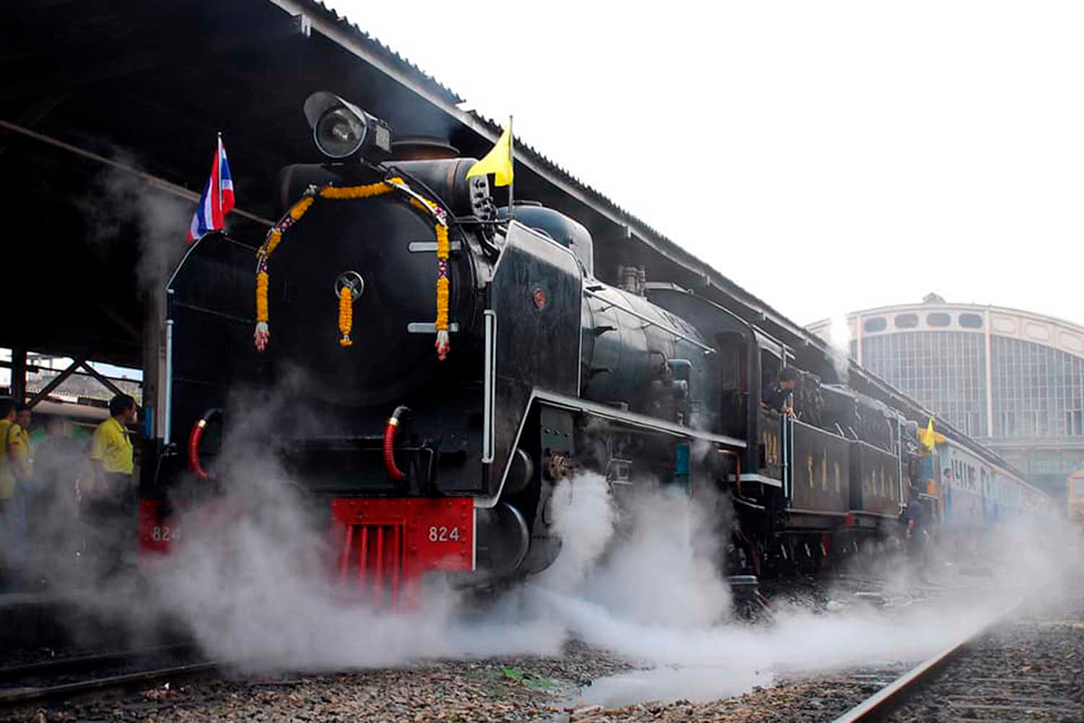 28 июля  паровоз-реликвия Pacific покинет депо, чтобы отправиться в праздничную поездку Бангкок-Аюттхая