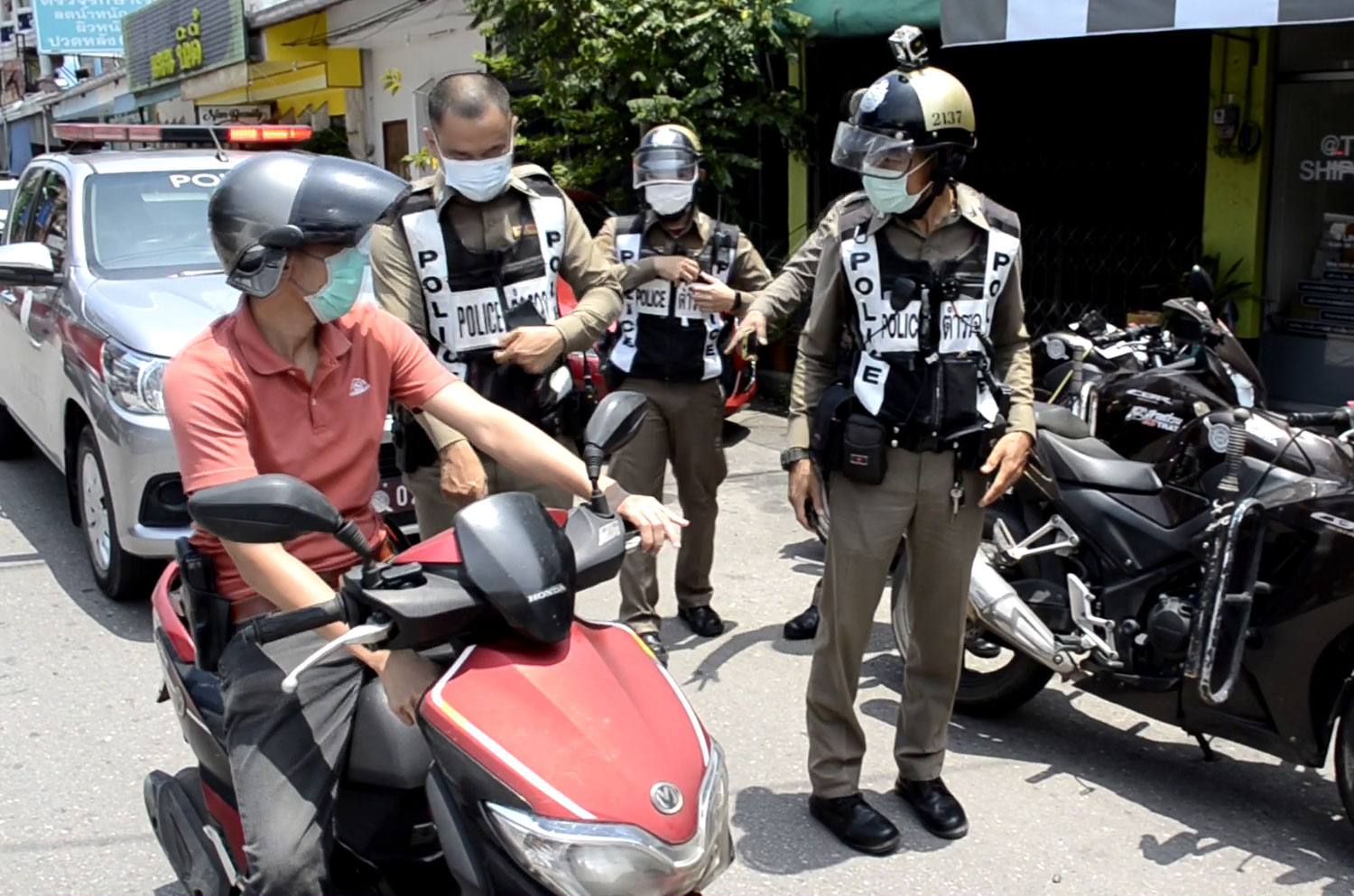 В Таиланде мужчина пытался продать украденный мотоцикл не тому магазину