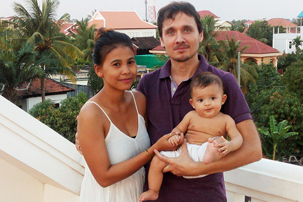 «Живу обычно, ем летучих мышей» История москвича, переехавшего в Камбоджу