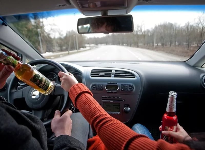 Для молодых водителей алкоголь – строжайшее табу!