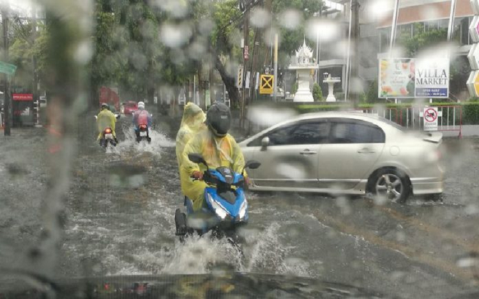 Юго-западный муссон с грозами и ливнями по всему Таиланду