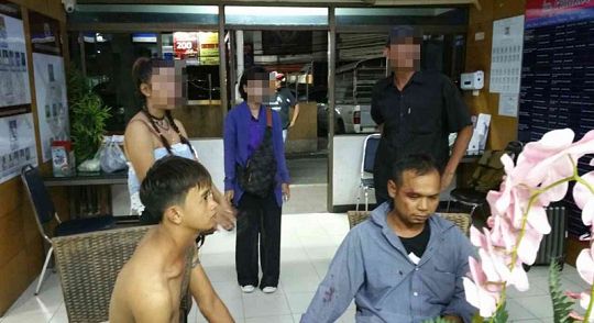 Посетители храма Ват Чалонг поймали двух грабителей