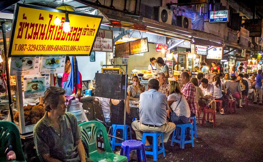 В Таиланде раскритиковали реформы по уничтожению уличной еды