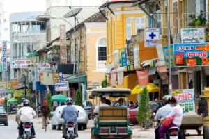 Камбоджа: 8 из 10 водителей в Камбодже работают под наркозом