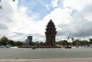The Independence Monument (Vimean Ekarech) in Phnom Penh