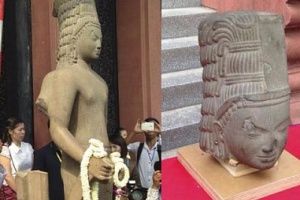 Франция вернула голову статуе божества в Камбодже